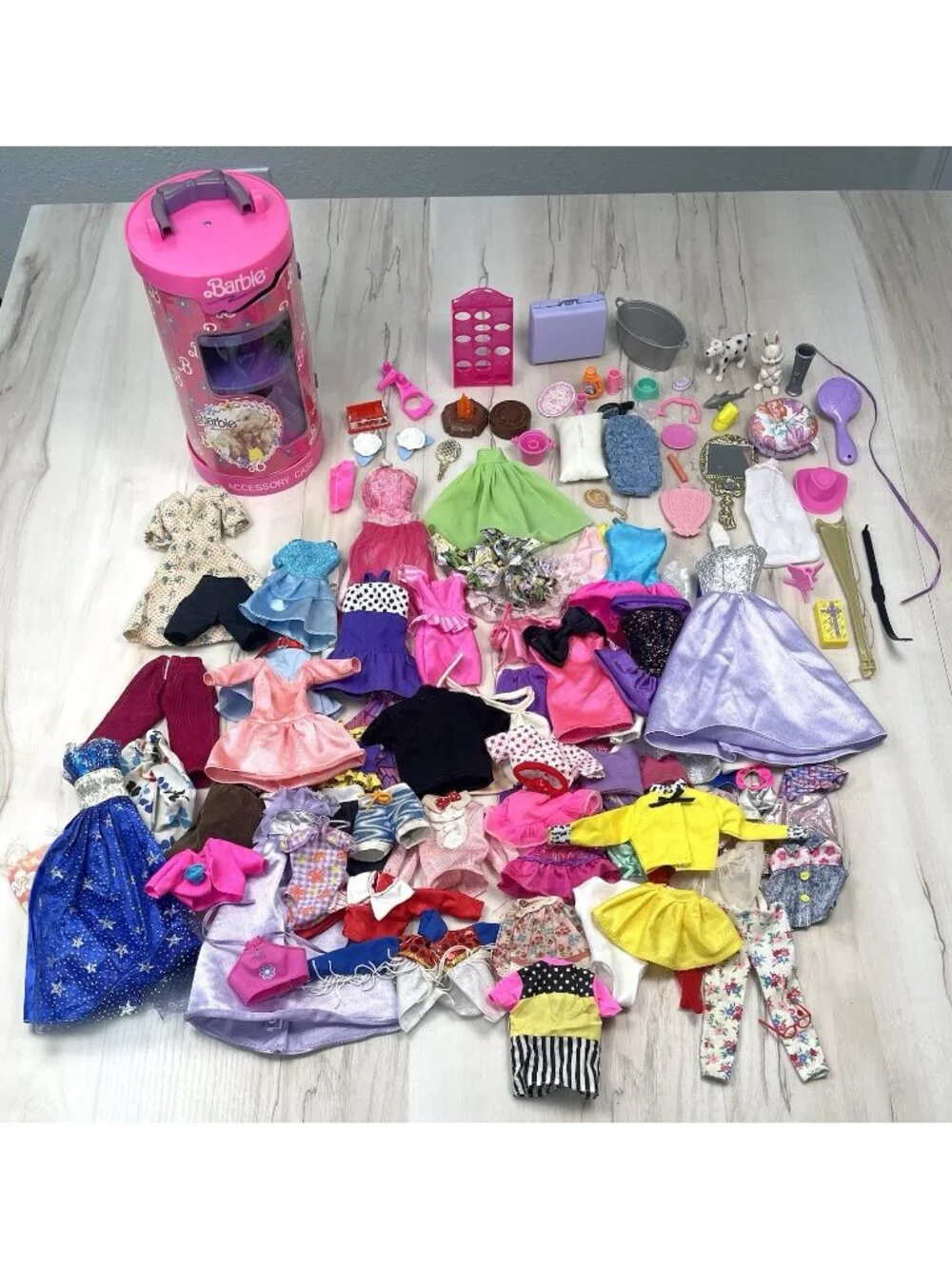 90s VTG 107pc Lot Mattel BARBIE CLOTHES & Accessories + 1991 Accessory Case